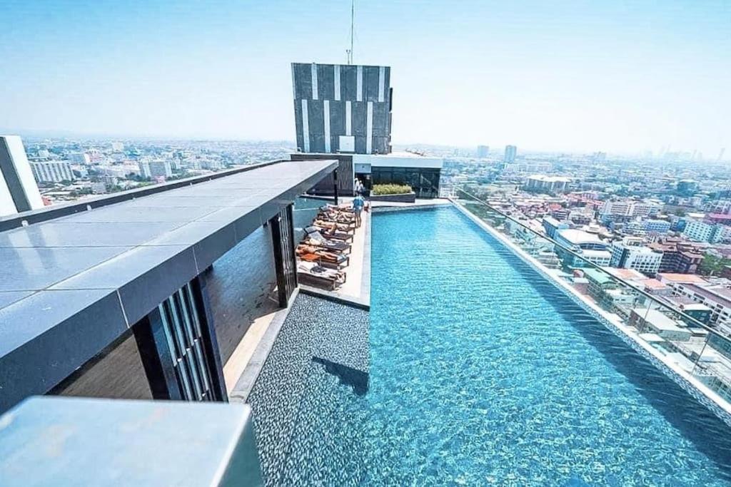 Central Pattaya, Beautiful Place Walk To The Beach Apartment Exterior photo